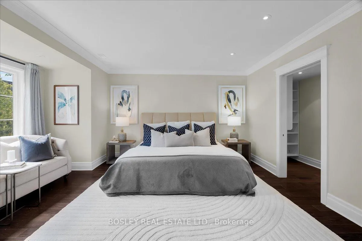 Photo 17 of 3 Shorncliffe Avenue, Toronto, Casa Loma — HOMEH