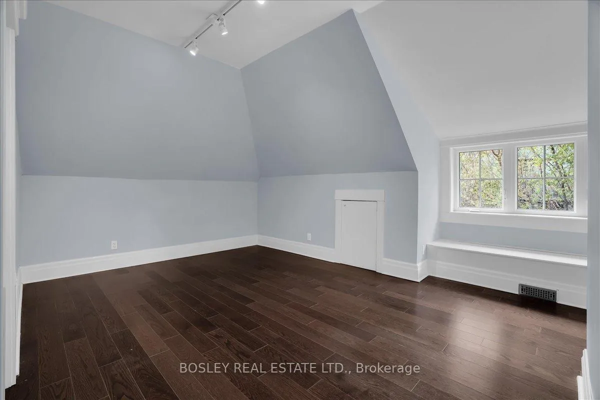 Photo 21 of 3 Shorncliffe Avenue, Toronto, Casa Loma — HOMEH