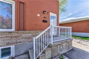 Photo 4 of 37 Gottscheer Court, Kitchener, Southdale — HOMEH