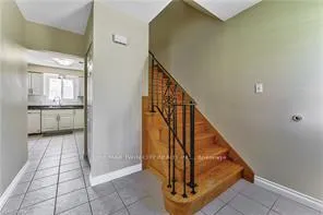 Photo 7 of 37 Gottscheer Court, Kitchener, Southdale — HOMEH
