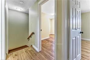 Photo 19 of 37 Gottscheer Court, Kitchener, Southdale — HOMEH