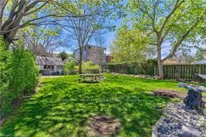Photo 28 of 37 Gottscheer Court, Kitchener, Southdale — HOMEH
