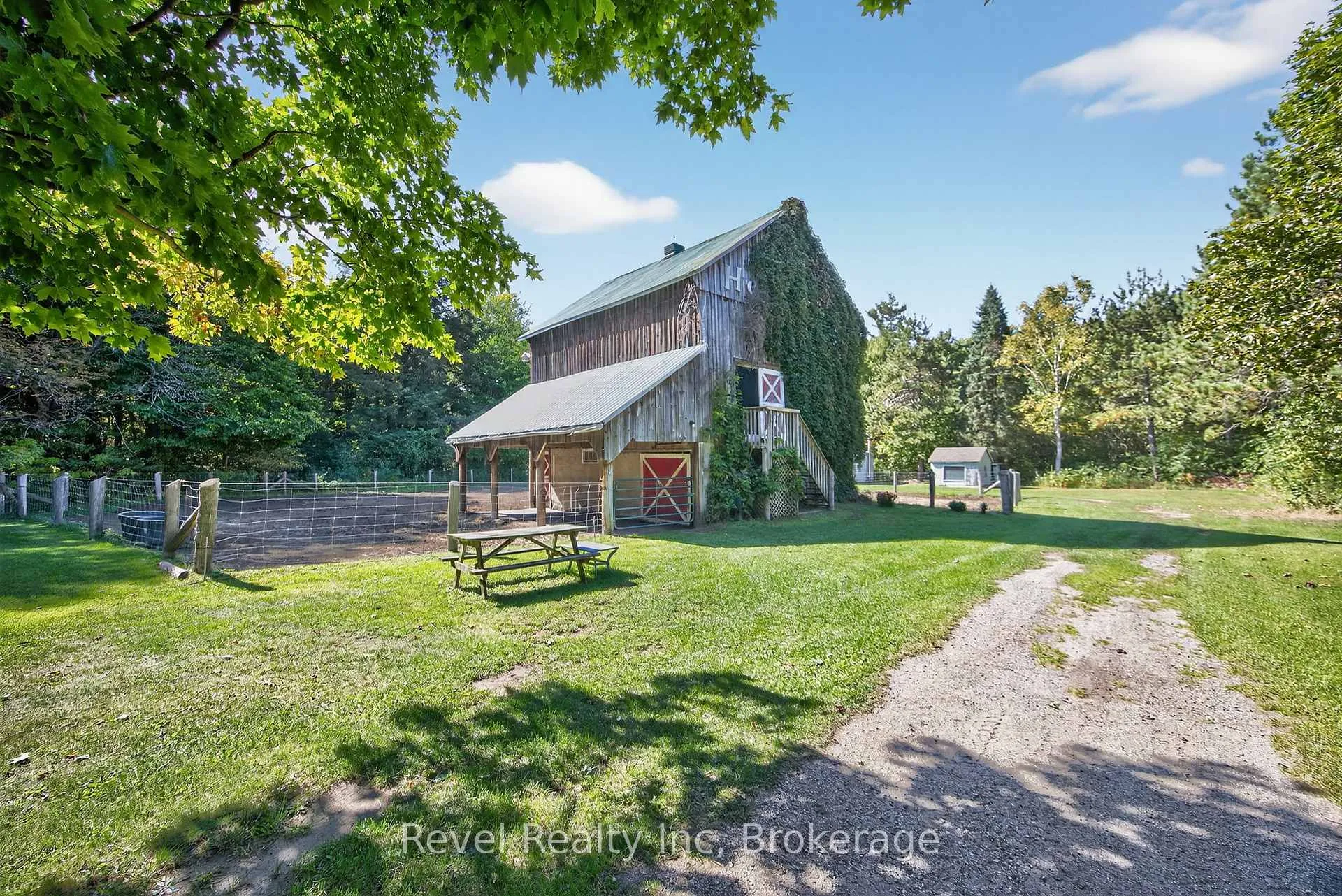 Photo 31 of 7190 93 Highway, Tiny, Rural Tiny — HOMEH