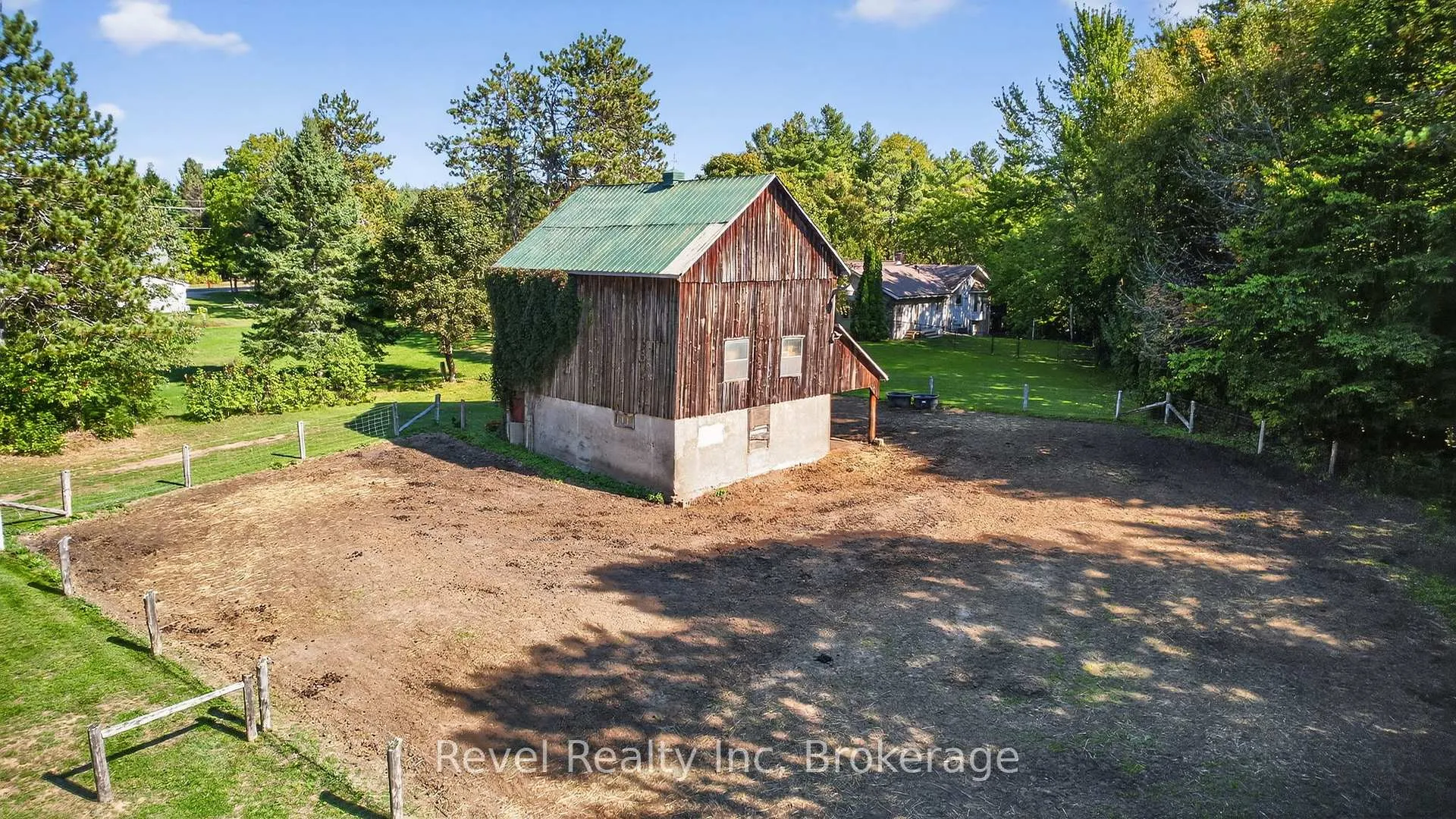 Photo 38 of 7190 93 Highway, Tiny, Rural Tiny — HOMEH