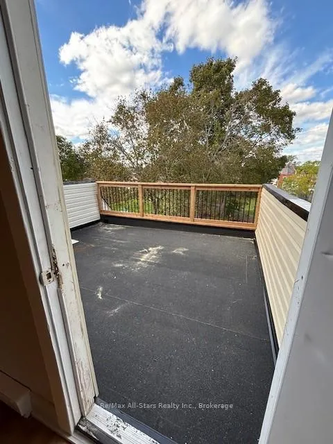 Photo 6 of 18 Lindsay Street, Kawartha Lakes, Fenelon Falls — HOMEH