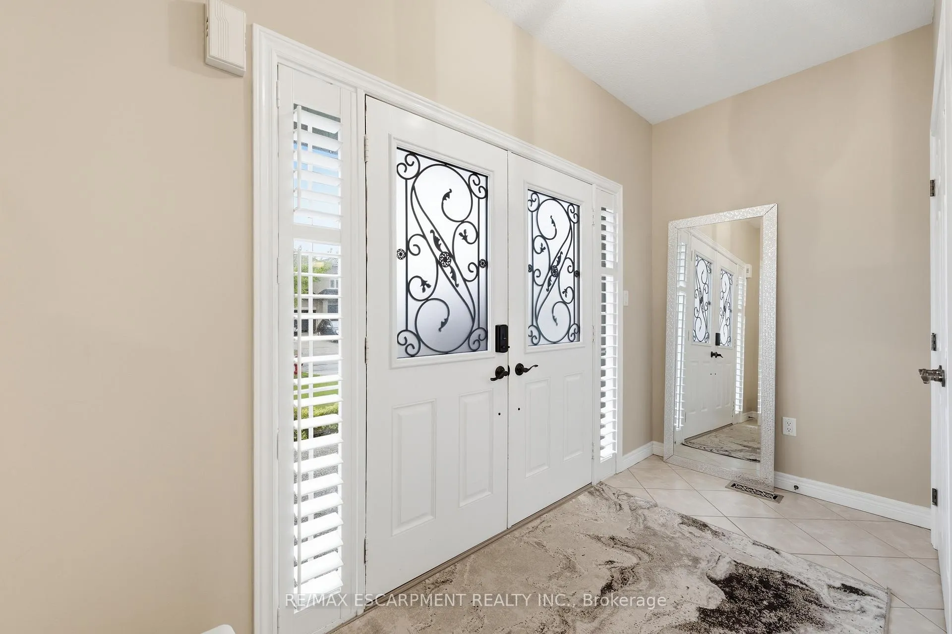 Photo 8 of 57 Tanglewood Drive, Hamilton, Binbrook — HOMEH