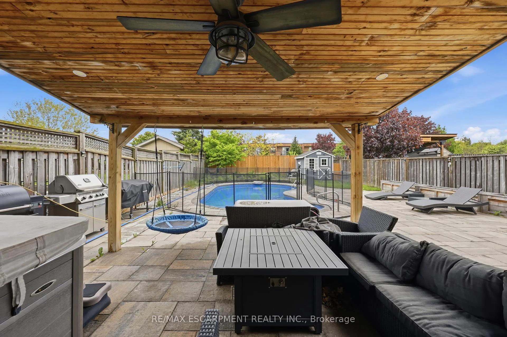 Photo 37 of 57 Tanglewood Drive, Hamilton, Binbrook — HOMEH