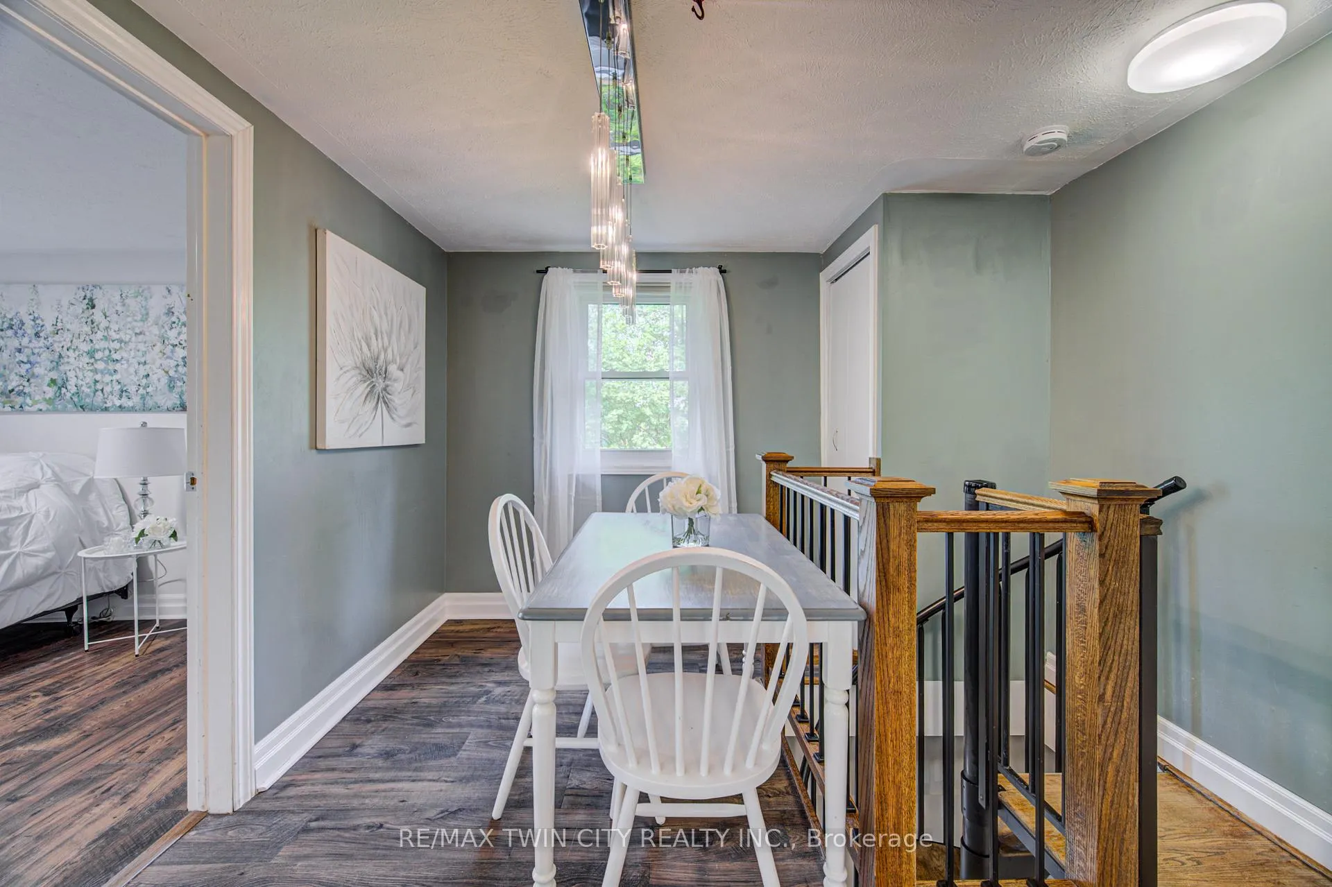 Photo 9 of 39 Guelph Street, Guelph, Junction/Onward Willow — HOMEH