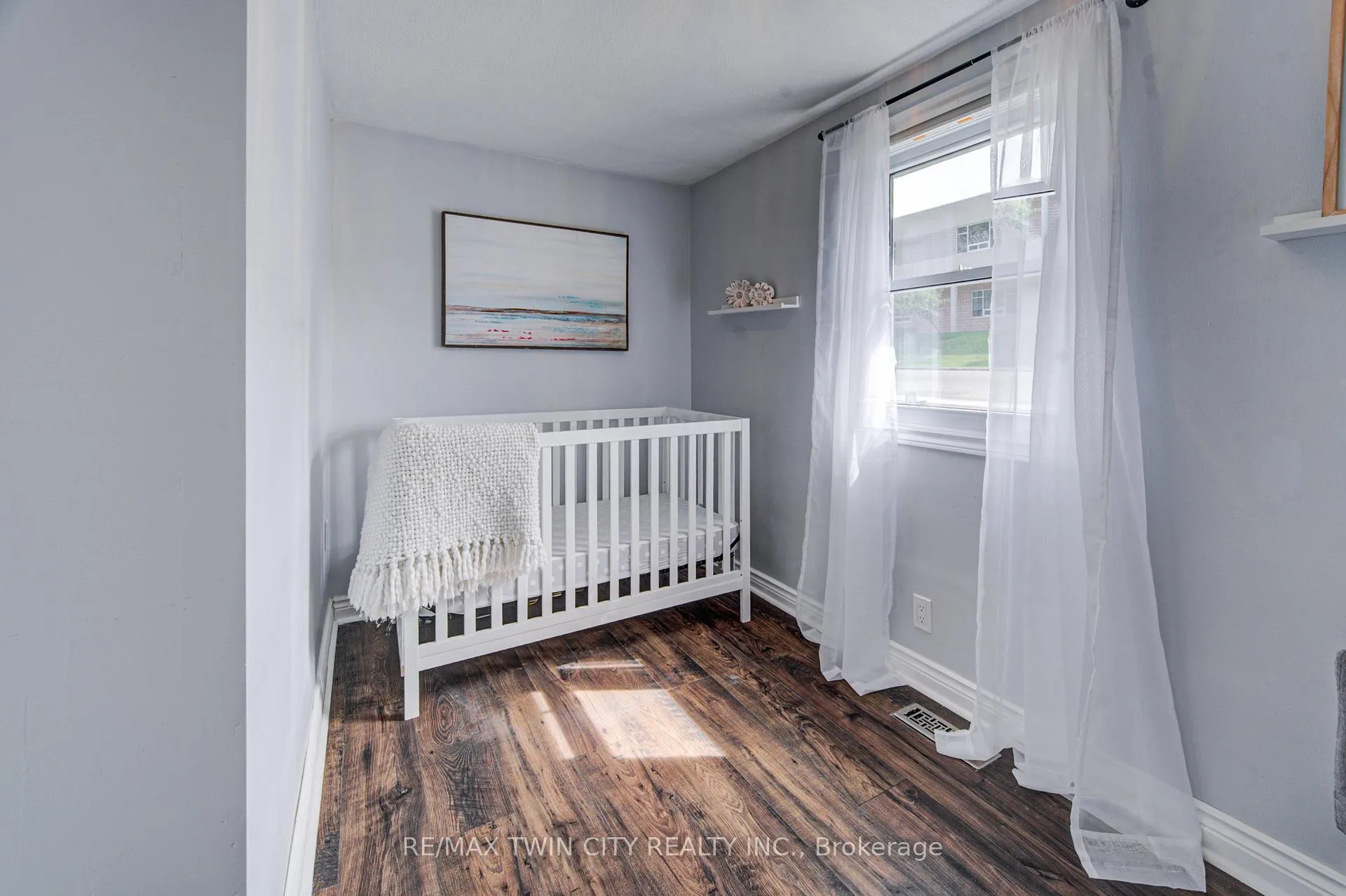Photo 14 of 39 Guelph Street, Guelph, Junction/Onward Willow — HOMEH