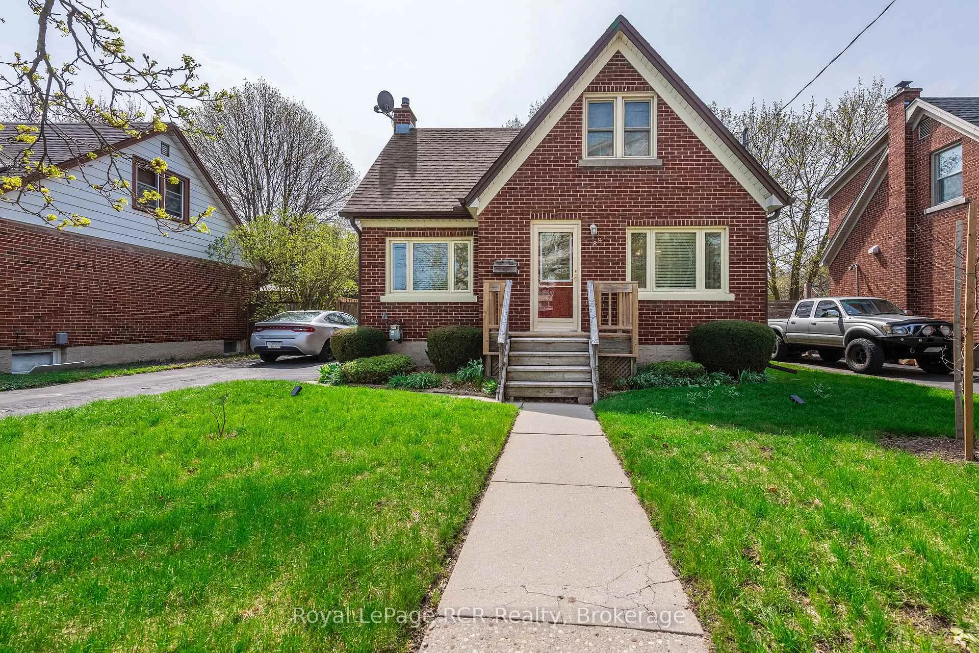 Photo 1 of 189 Margaret Avenue, Kitchener — HOMEH