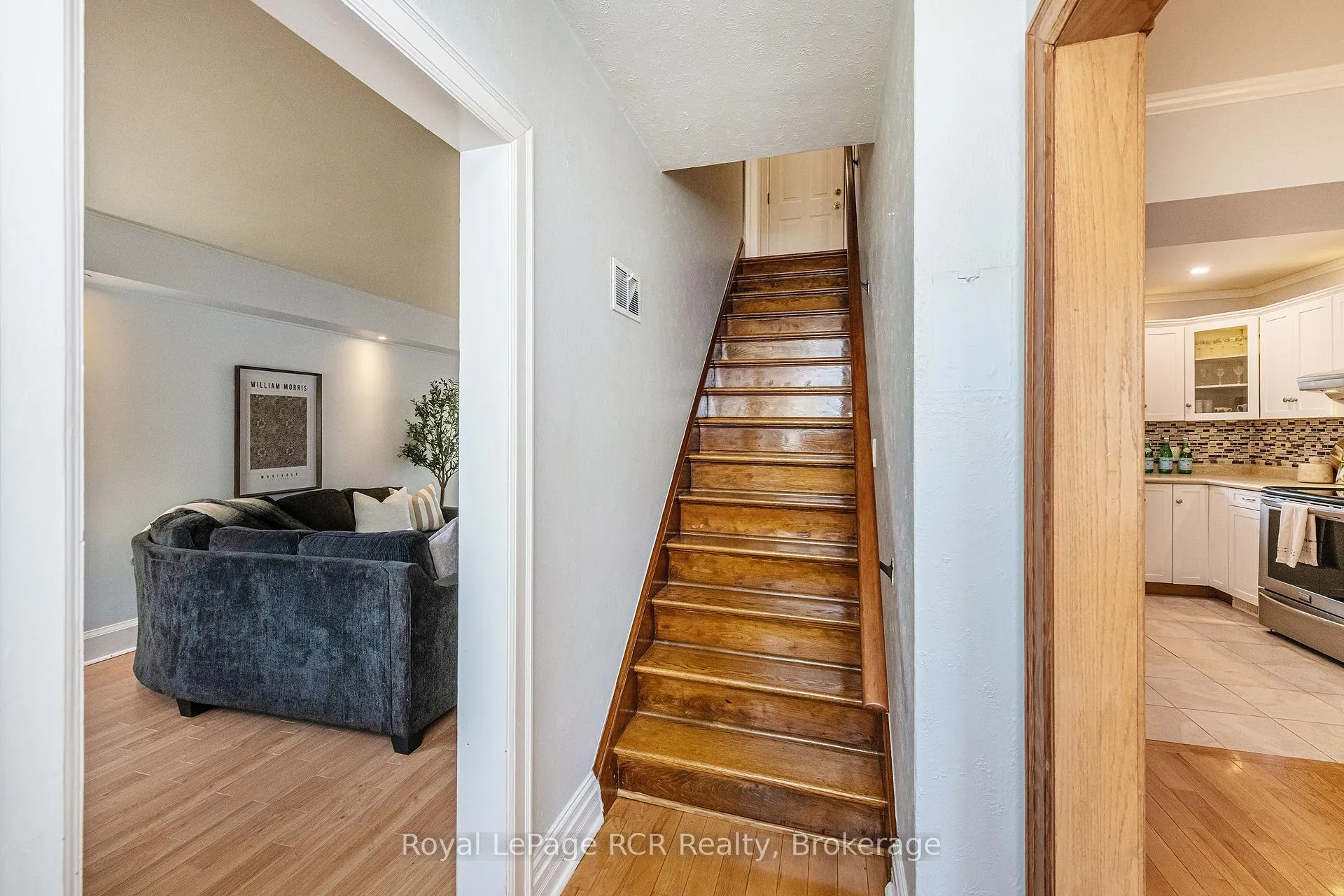 Photo 3 of 189 Margaret Avenue, Kitchener — HOMEH