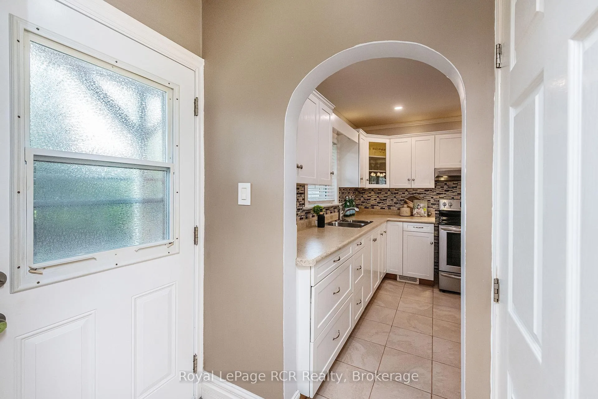 Photo 6 of 189 Margaret Avenue, Kitchener — HOMEH