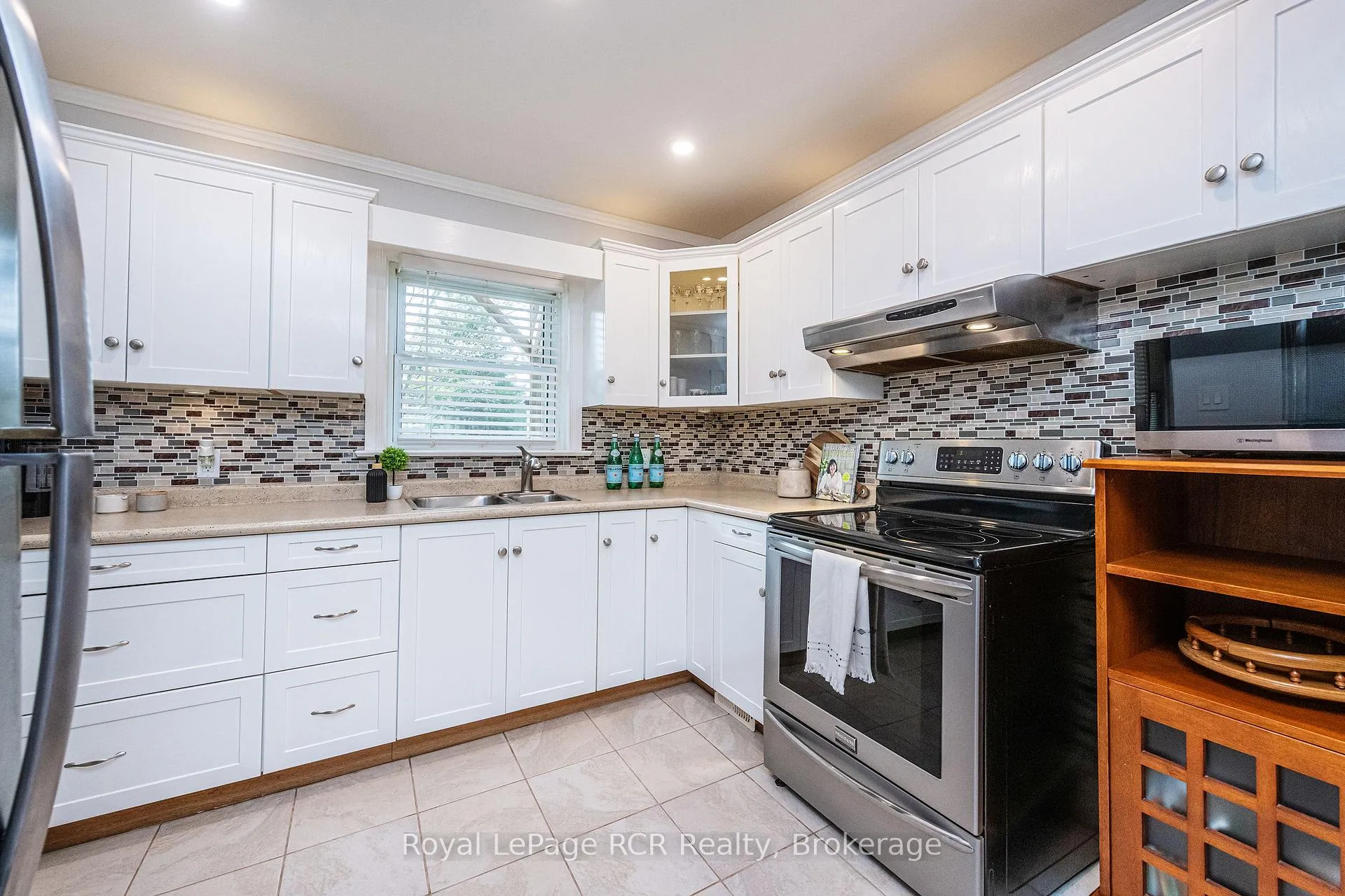 Photo 8 of 189 Margaret Avenue, Kitchener — HOMEH