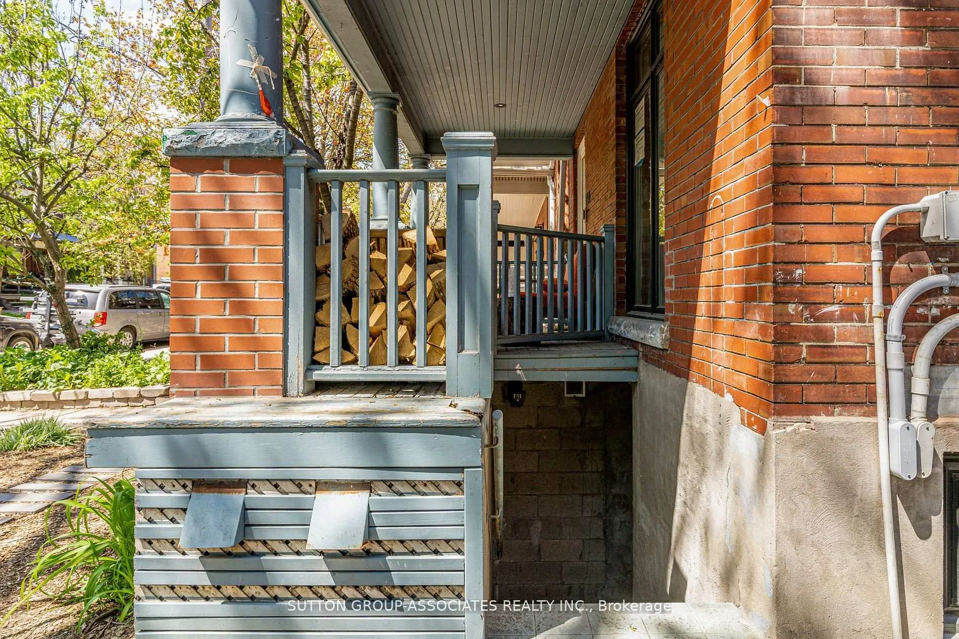 Photo 2 of Unit Lower, 233 Albany Avenue, Toronto, The Annex — HOMEH