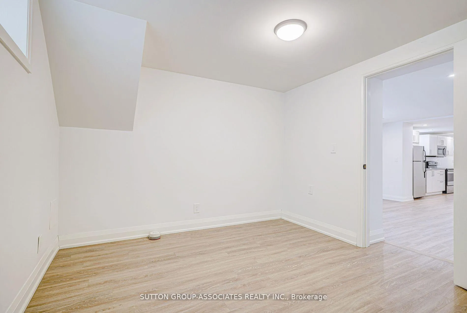 Photo 16 of Unit Lower, 233 Albany Avenue, Toronto, The Annex — HOMEH