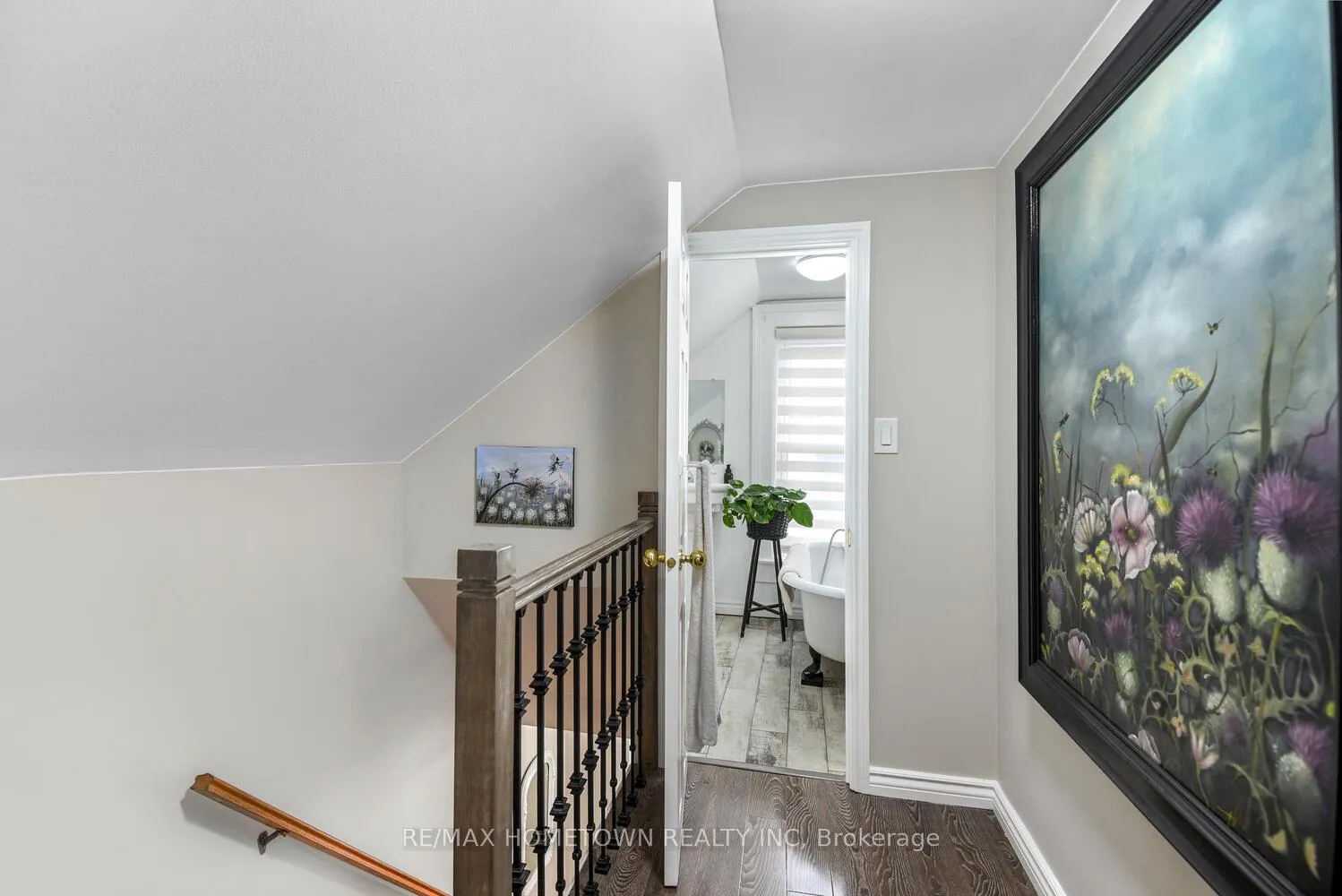 Photo 24 of 20 Hartley Street, Brockville — HOMEH