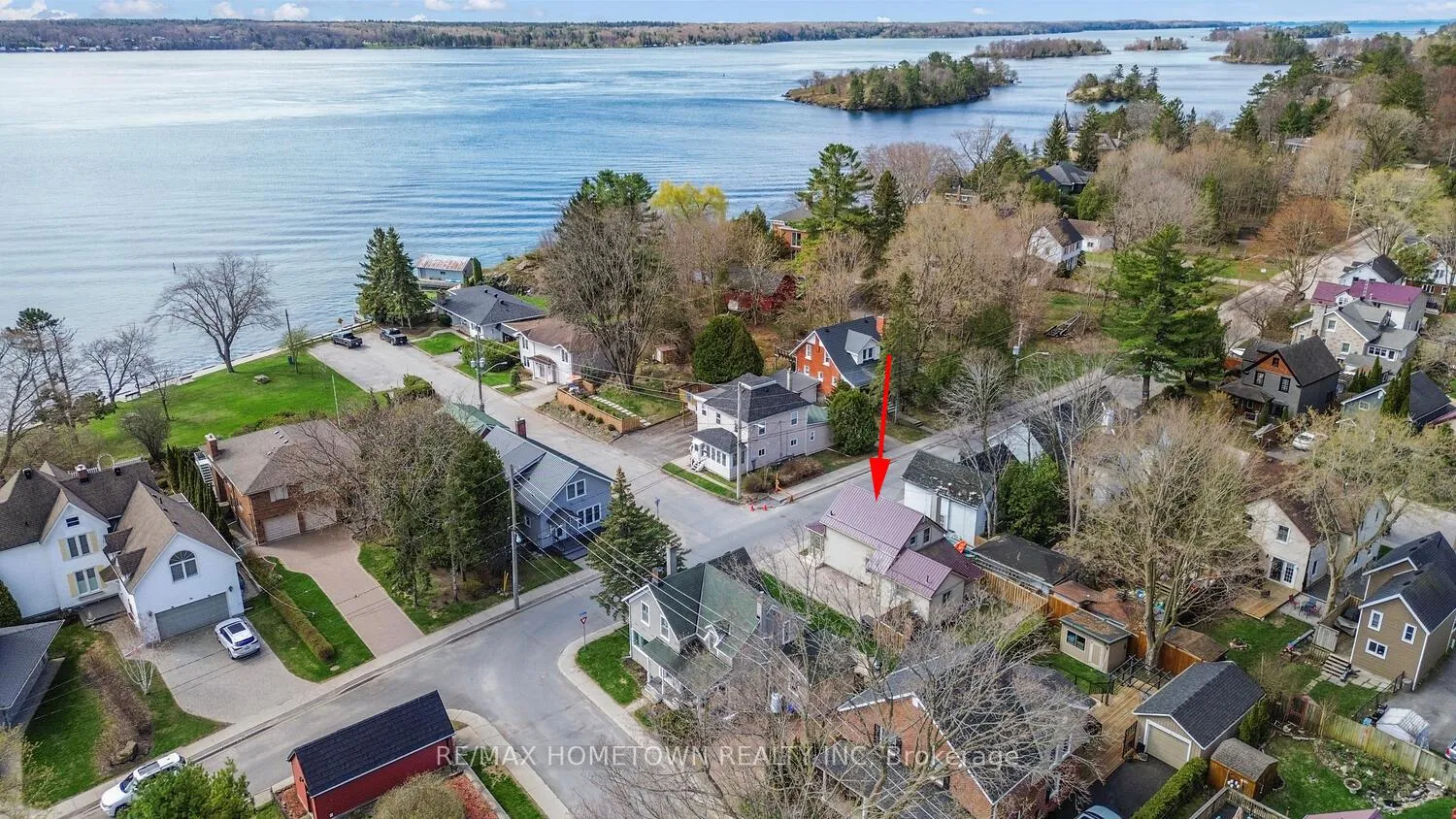 Photo 34 of 20 Hartley Street, Brockville — HOMEH