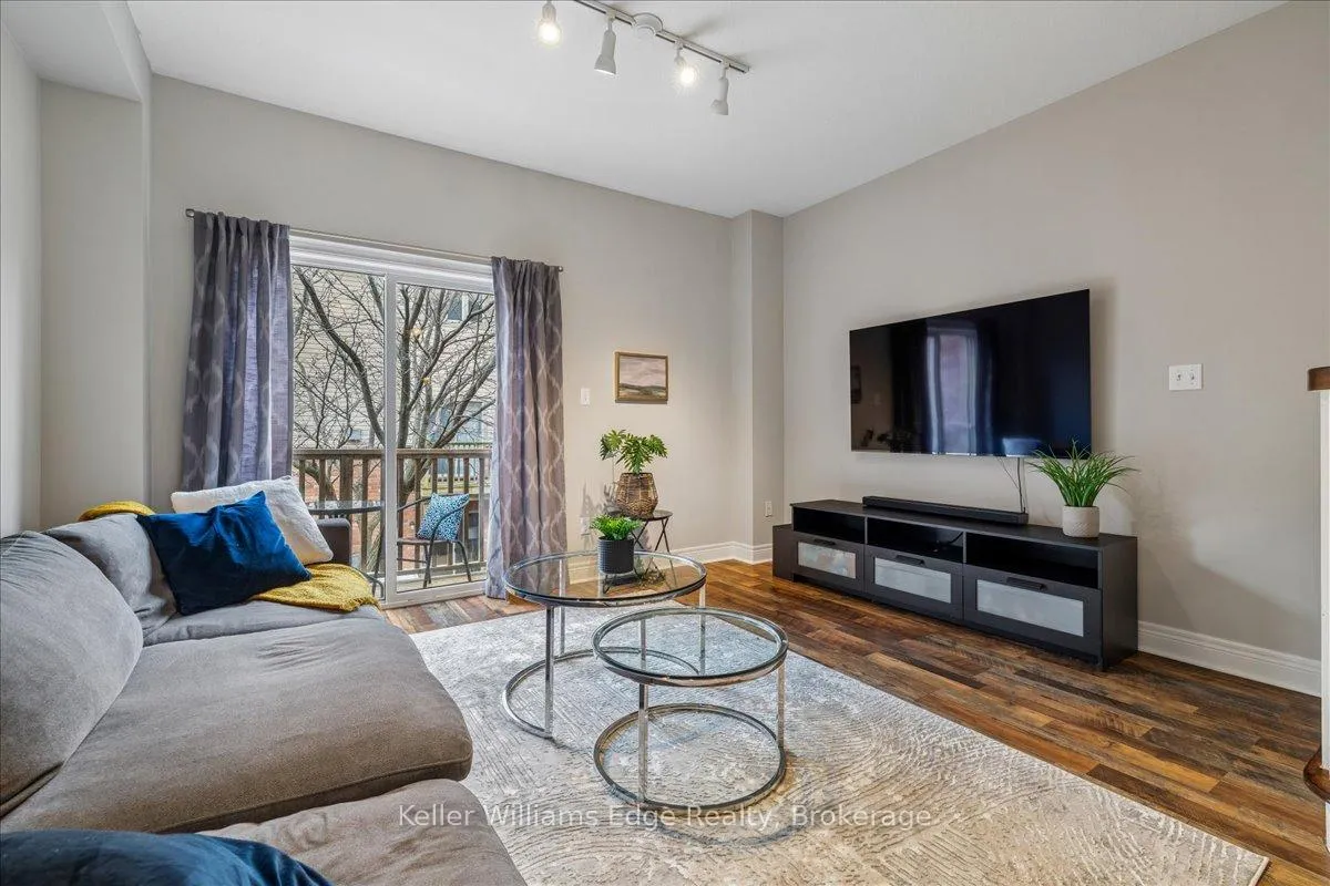 Photo 10 of 684 Summers Common, Burlington, Appleby — HOMEH