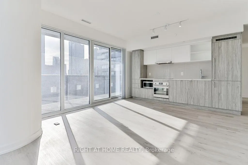Photo 6 of Unit 3111, 138 Downes Street, Toronto, Waterfront Communities — HOMEH