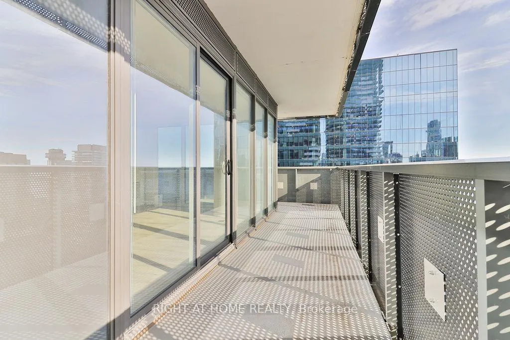 Photo 14 of Unit 3111, 138 Downes Street, Toronto, Waterfront Communities — HOMEH
