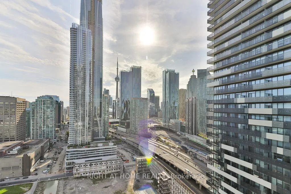 Photo 18 of Unit 3111, 138 Downes Street, Toronto, Waterfront Communities — HOMEH