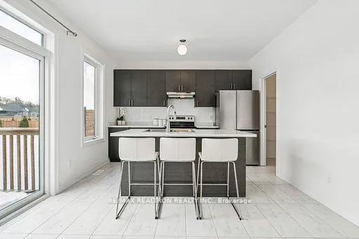 Photo 15 of 33 Simona Avenue, Wasaga Beach — HOMEH