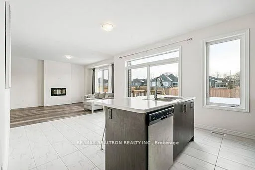 Photo 17 of 33 Simona Avenue, Wasaga Beach — HOMEH