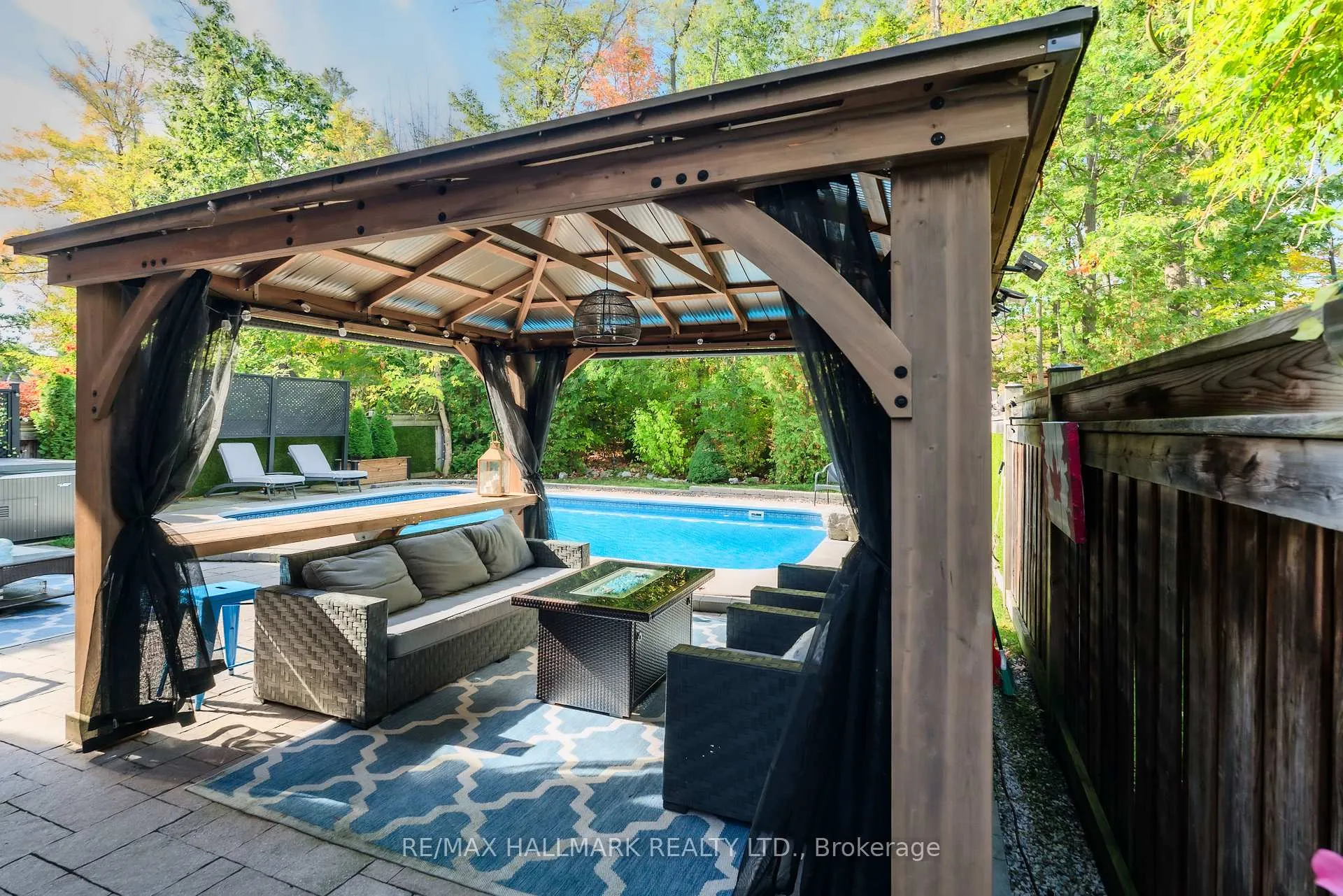 Photo 25 of 566 Maitland Drive, Pickering, Rosebank — HOMEH