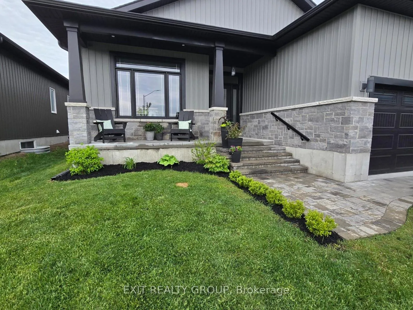 Photo 2 of 35 Schmidt Way, Quinte West, Murray Ward — HOMEH