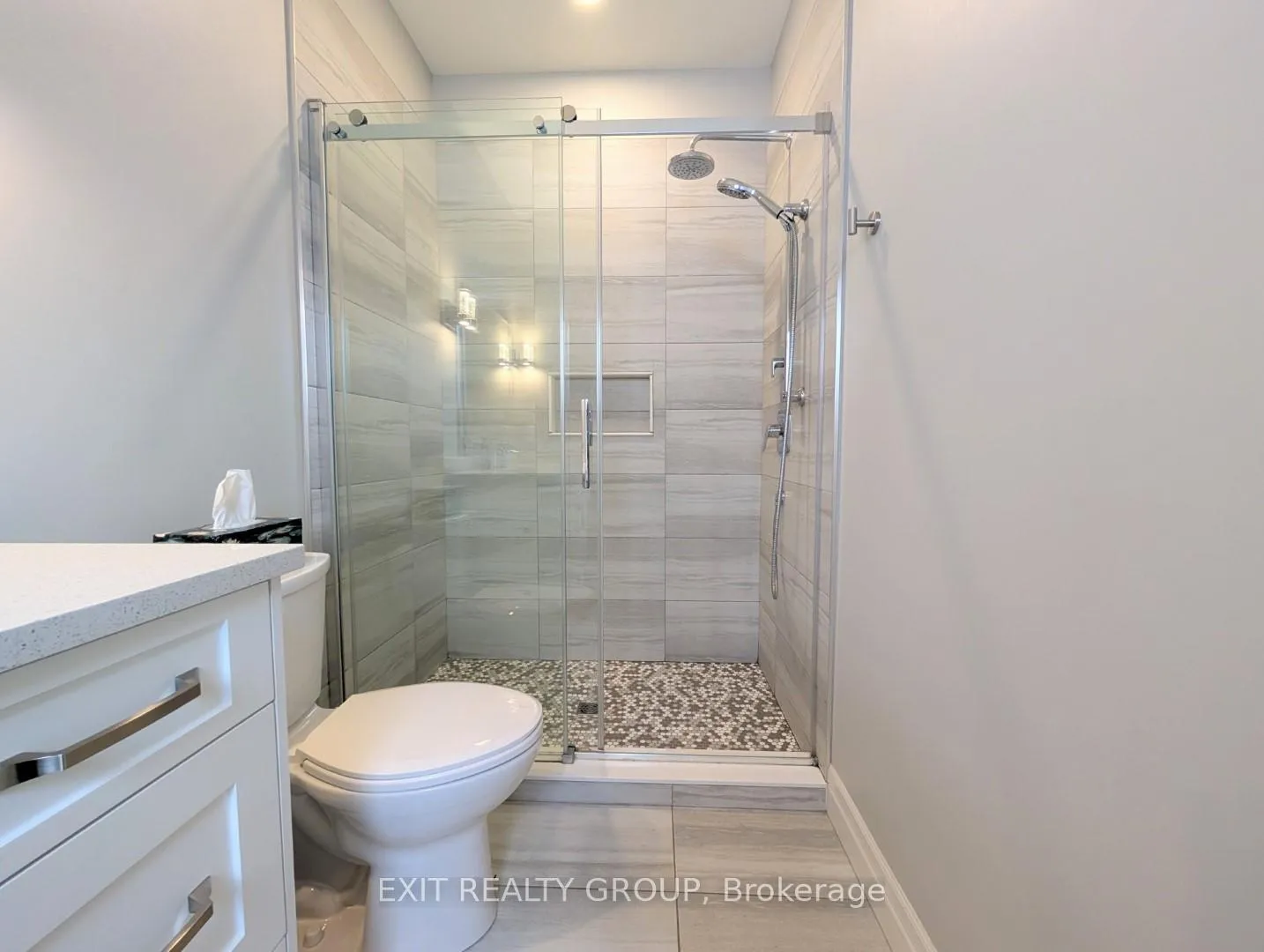 Photo 23 of 35 Schmidt Way, Quinte West, Murray Ward — HOMEH