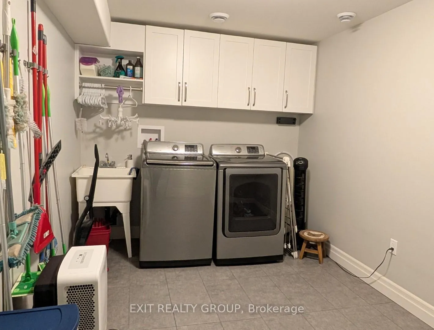 Photo 29 of 35 Schmidt Way, Quinte West, Murray Ward — HOMEH