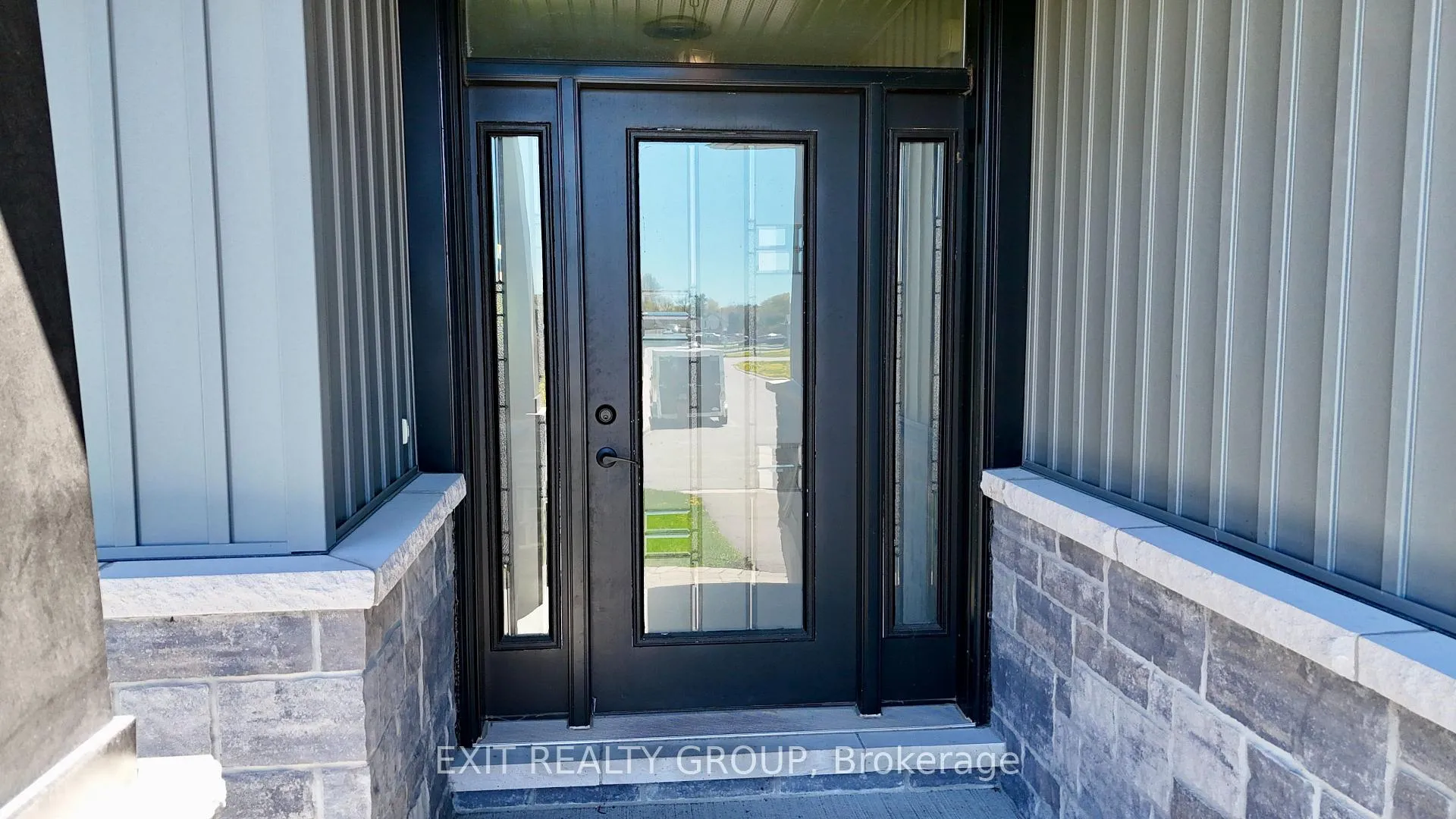Photo 37 of 35 Schmidt Way, Quinte West, Murray Ward — HOMEH
