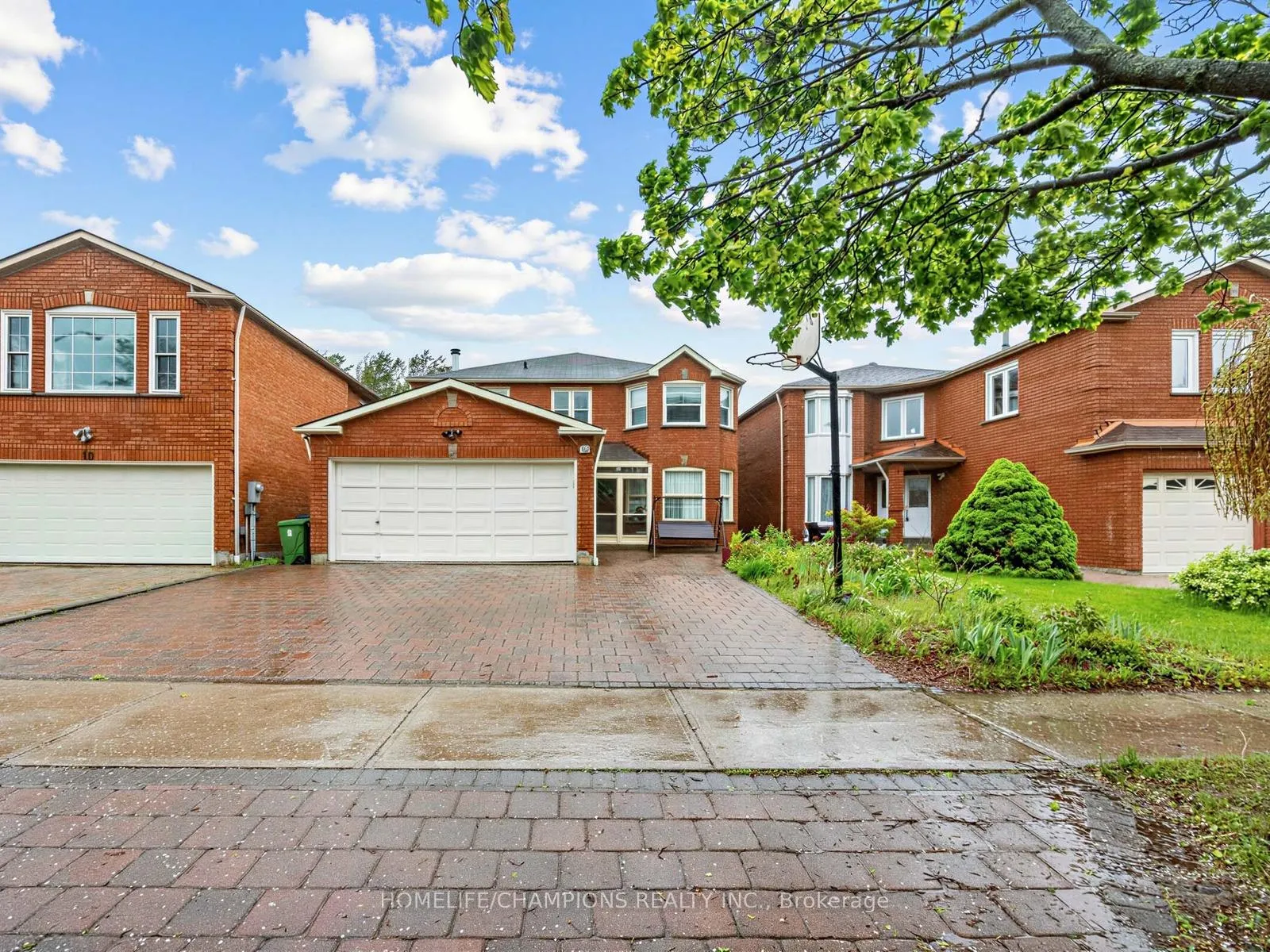 Photo 2 of 12 Glenheather Terrace, Scarborough, Rouge — HOMEH