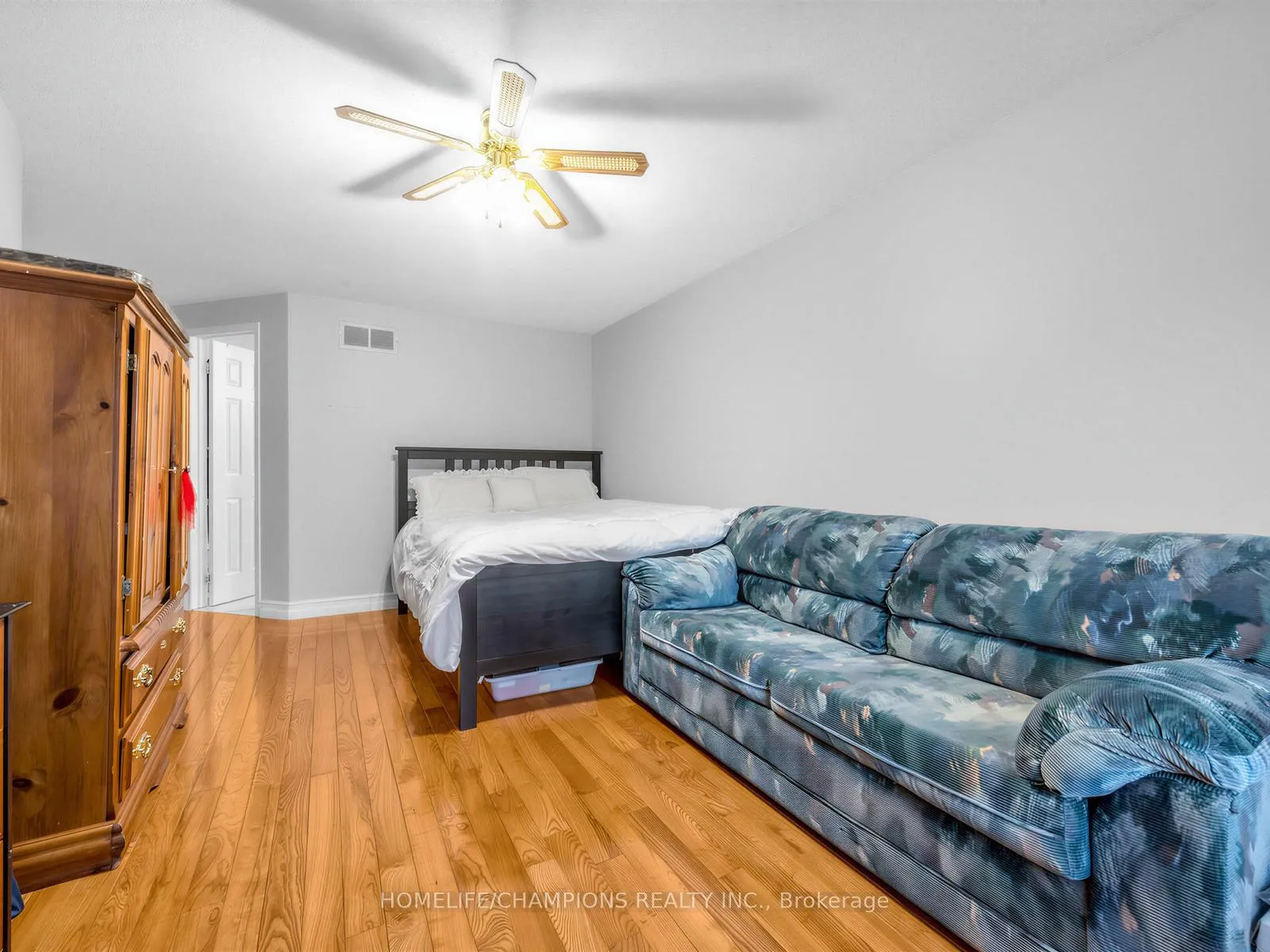 Photo 15 of 12 Glenheather Terrace, Scarborough, Rouge — HOMEH