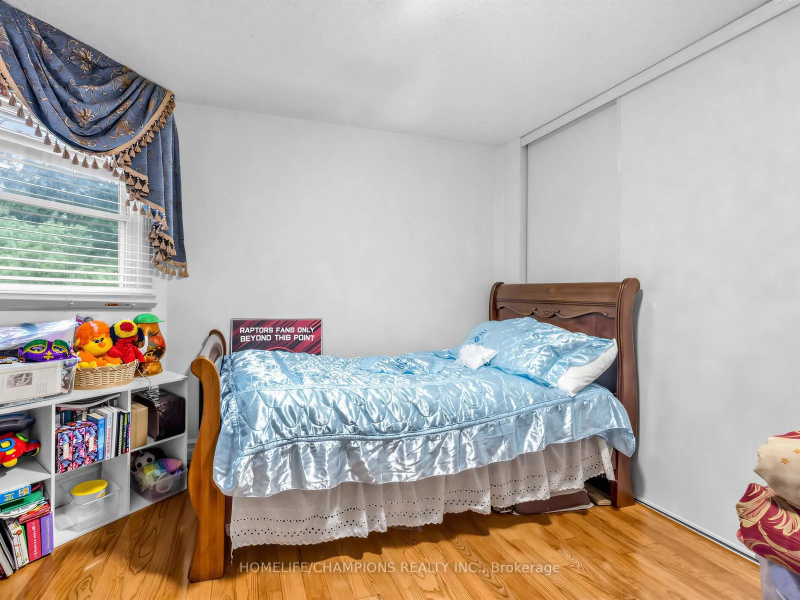 Photo 16 of 12 Glenheather Terrace, Scarborough, Rouge — HOMEH