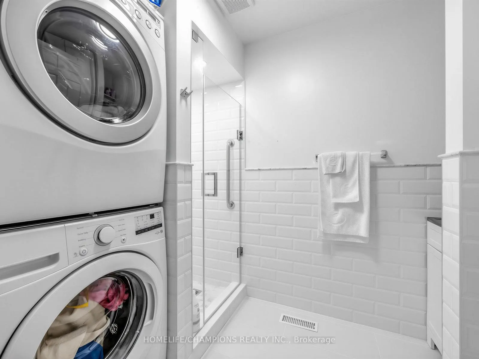 Photo 22 of 12 Glenheather Terrace, Scarborough, Rouge — HOMEH