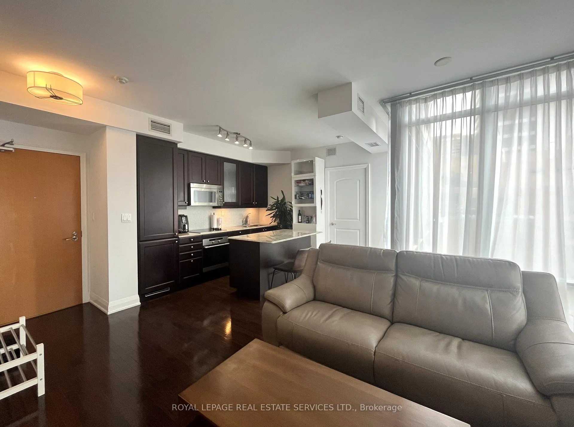 Photo 2 of Unit 715, 1 Bedford Road, Toronto, The Annex — HOMEH