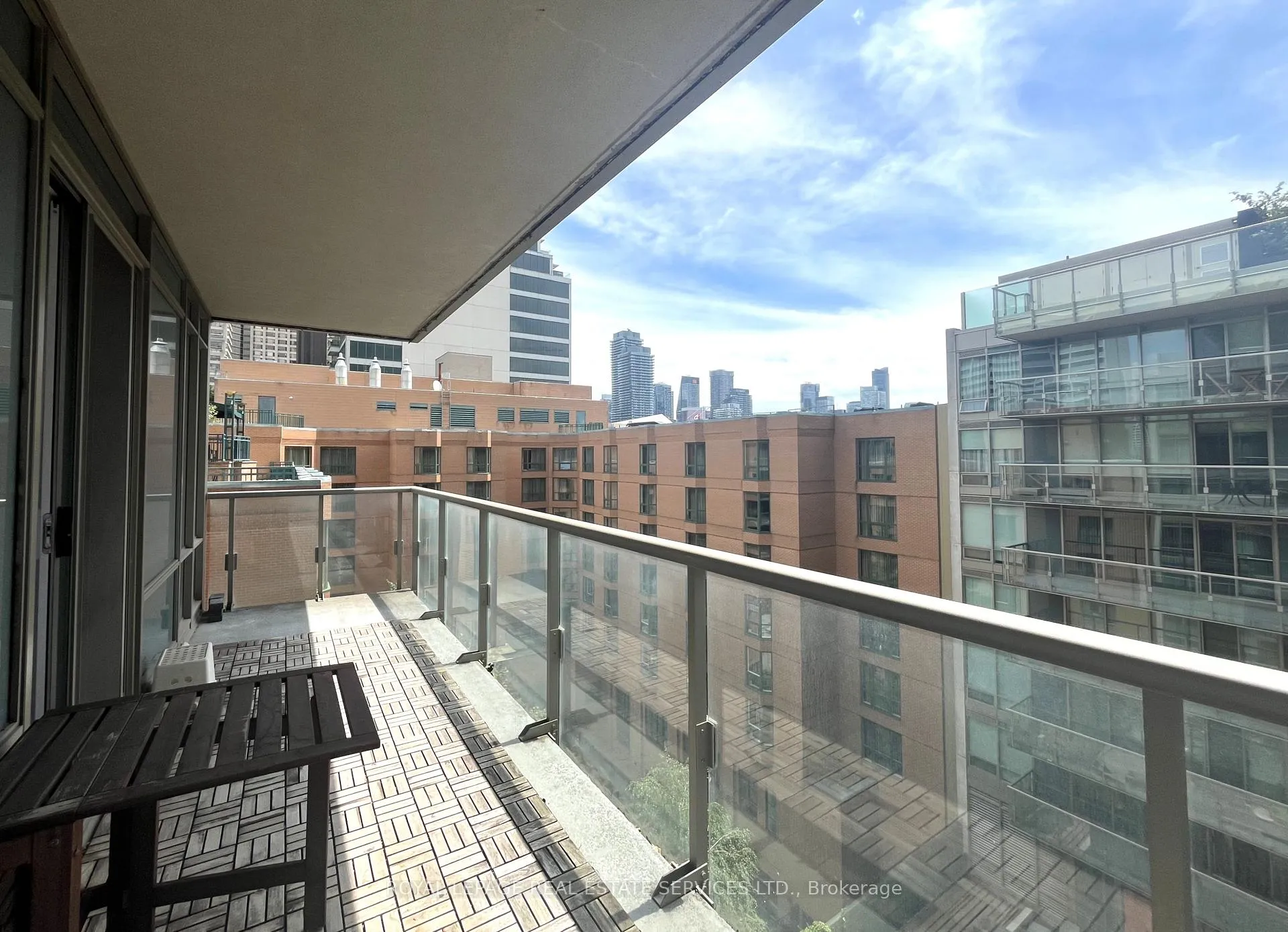 Photo 7 of Unit 715, 1 Bedford Road, Toronto, The Annex — HOMEH