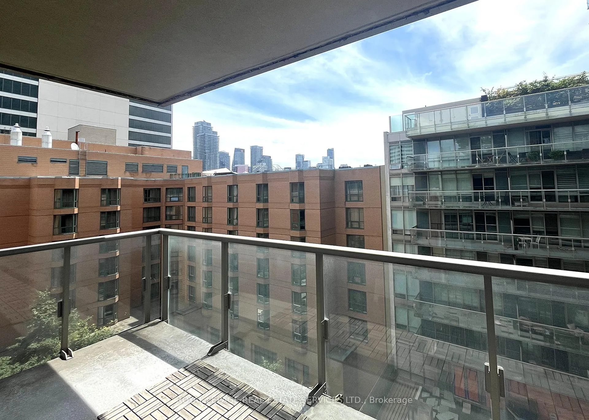 Photo 8 of Unit 715, 1 Bedford Road, Toronto, The Annex — HOMEH