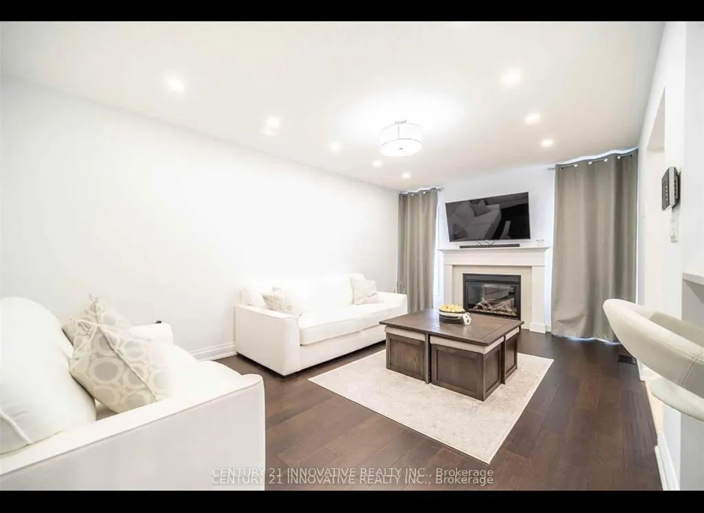 Photo 4 of Unit Upper, 165 Emick Drive, Hamilton, Ancaster — HOMEH