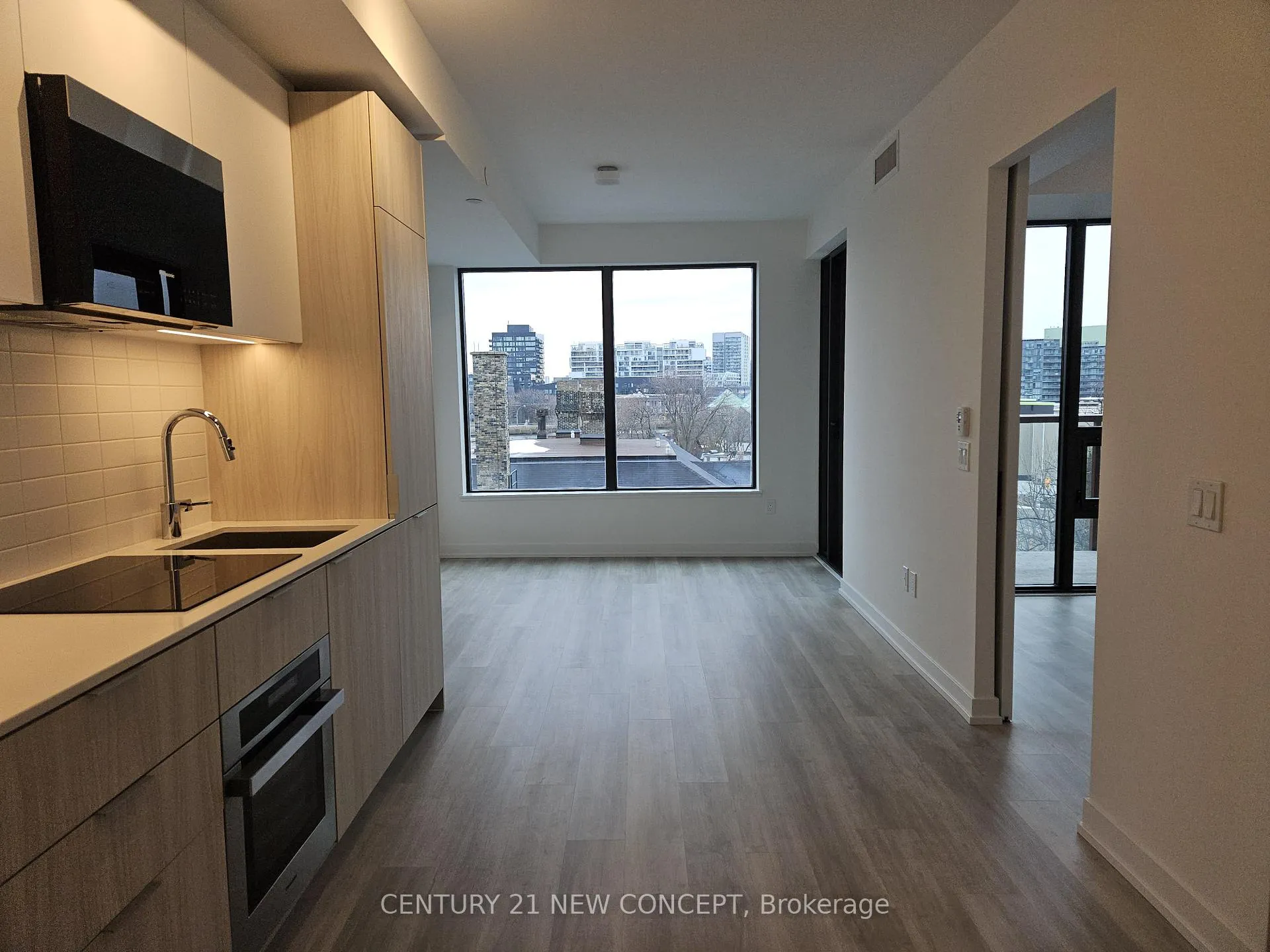 Photo 4 of Unit 510, 28 Eastern Avenue, Toronto, Moss Park — HOMEH