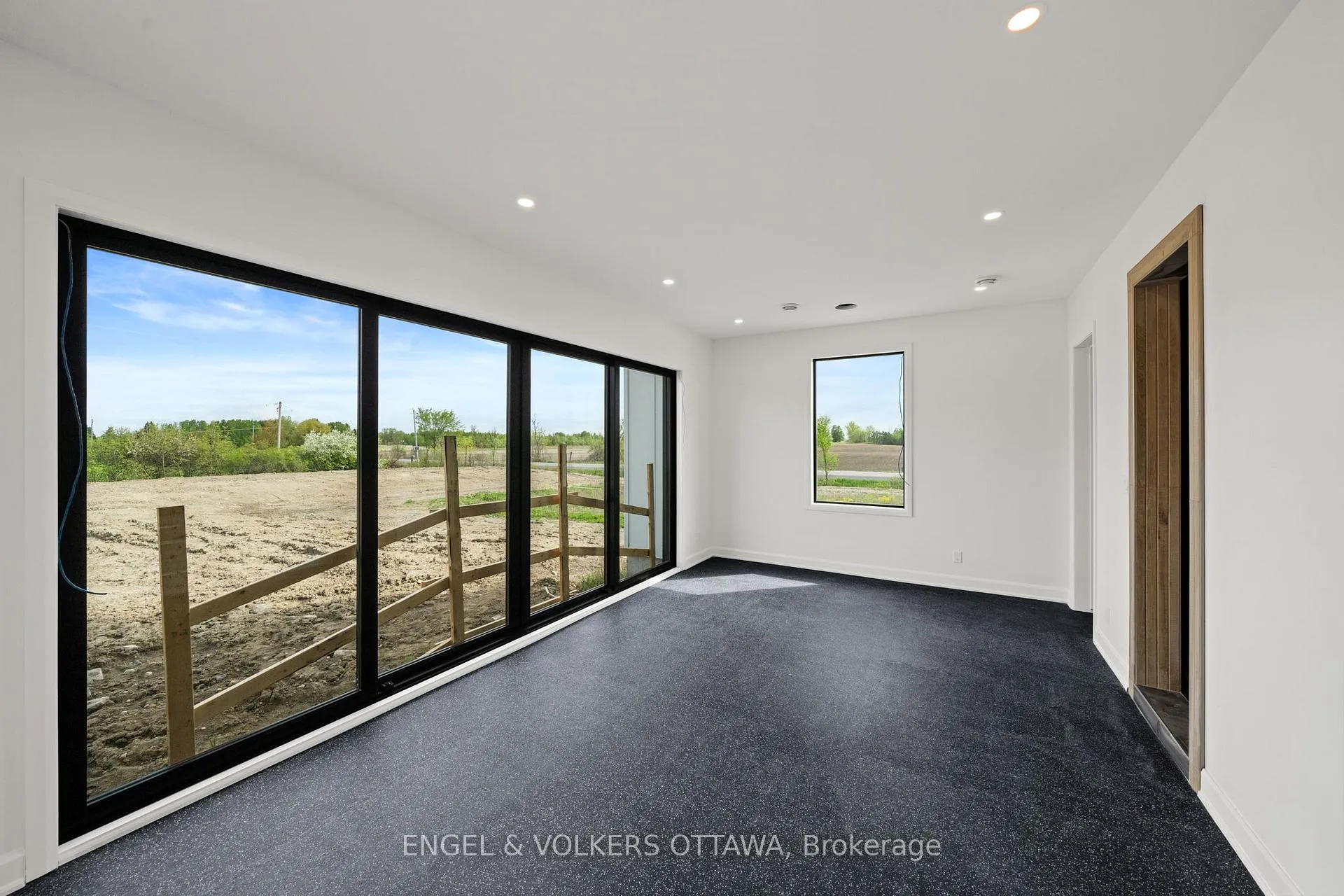 Photo 12 of 1220 Black Canary Drive, Ottawa, Manotick East to Manotick Station — HOMEH