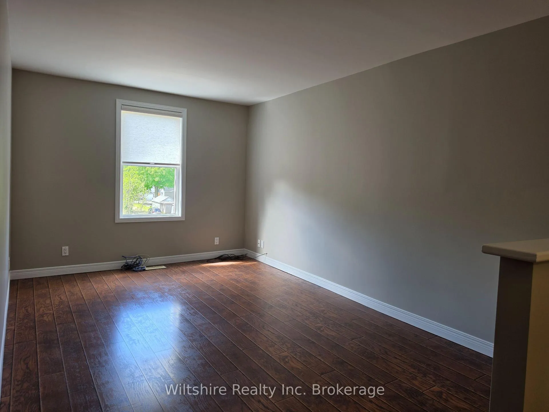 Photo 9 of Unit 1, 407 Main Street E, Norwich, Springford — HOMEH
