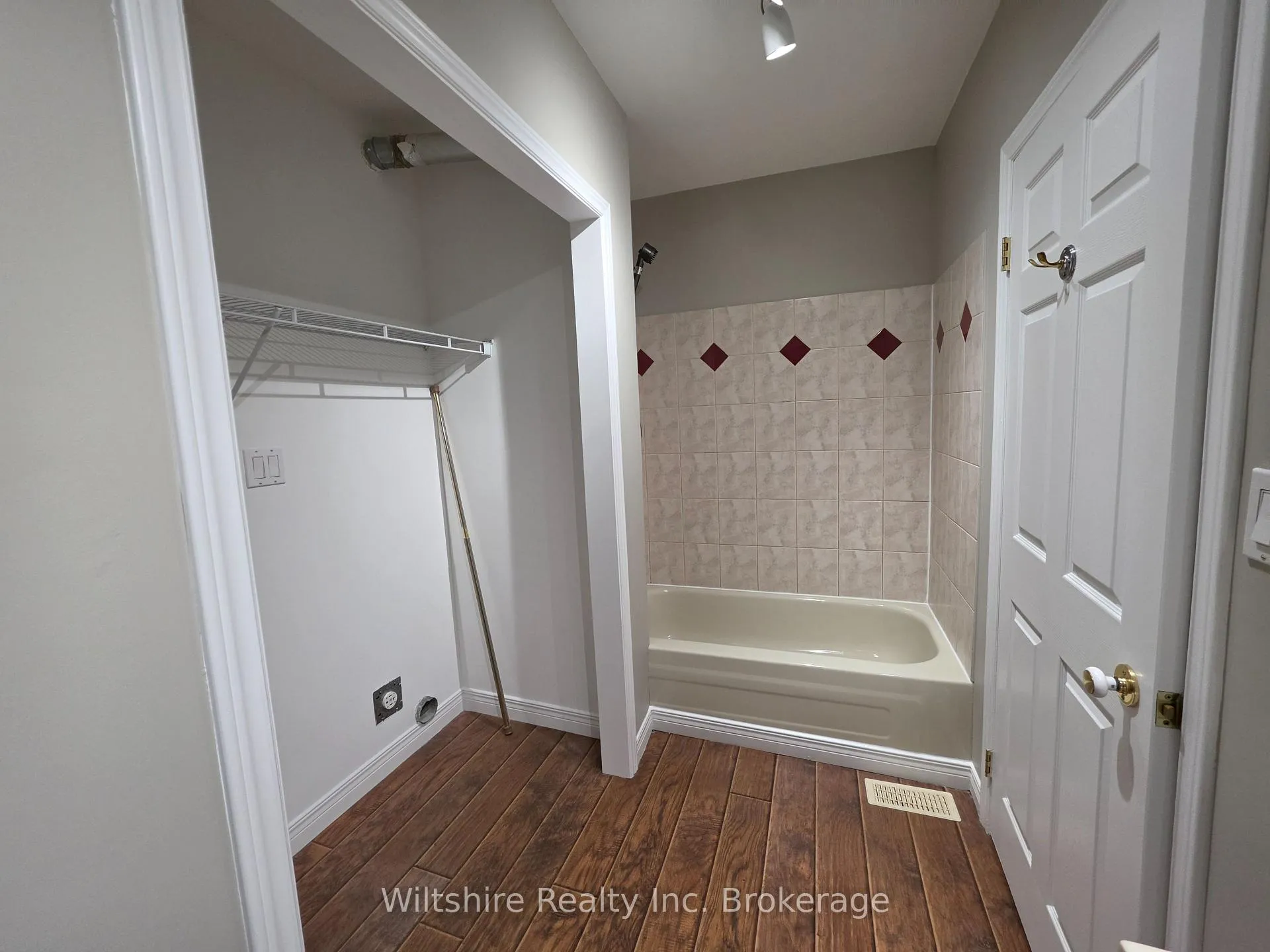 Photo 11 of Unit 1, 407 Main Street E, Norwich, Springford — HOMEH
