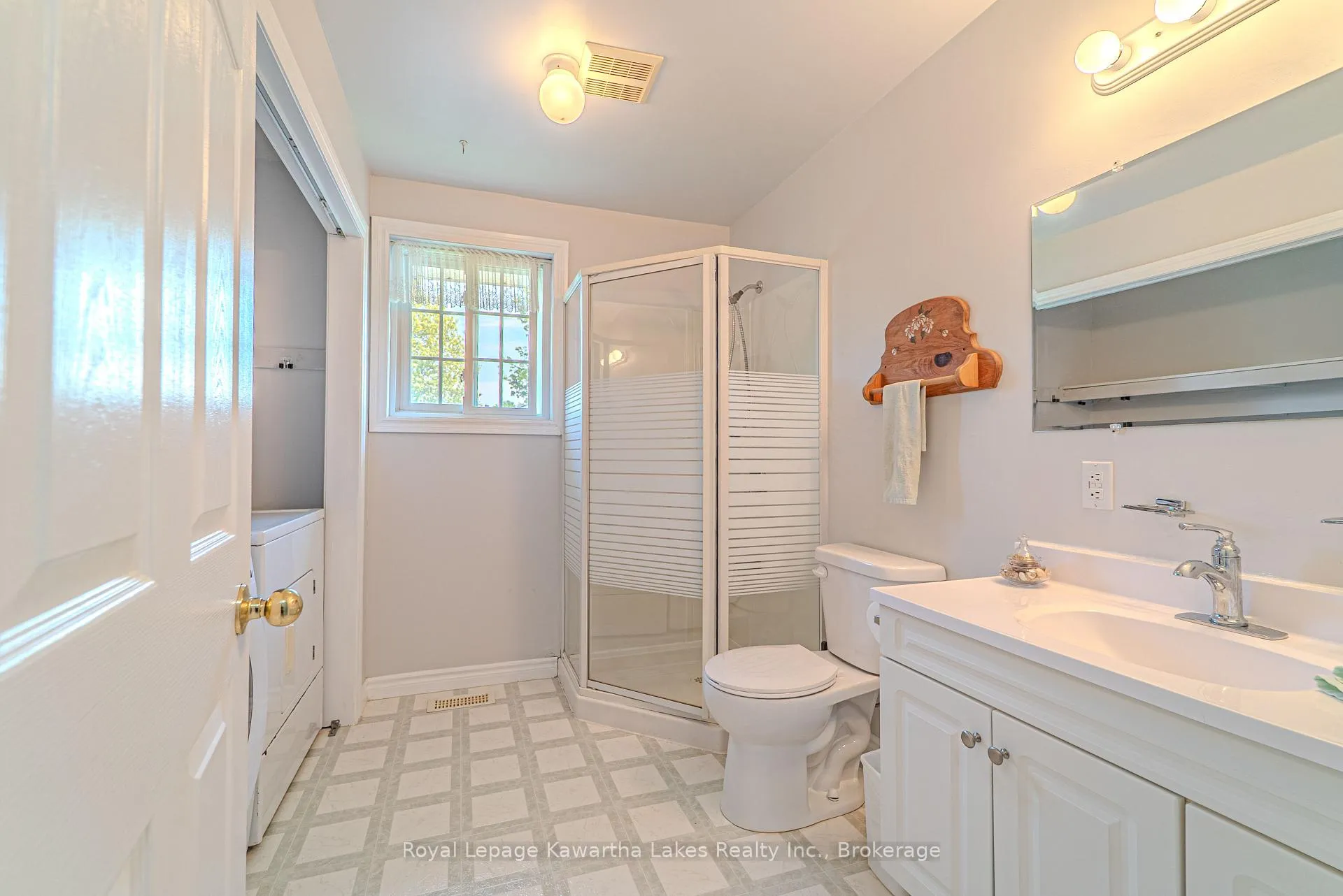 Photo 23 of 28 Matilda Street, Kawartha Lakes, Little Britain — HOMEH
