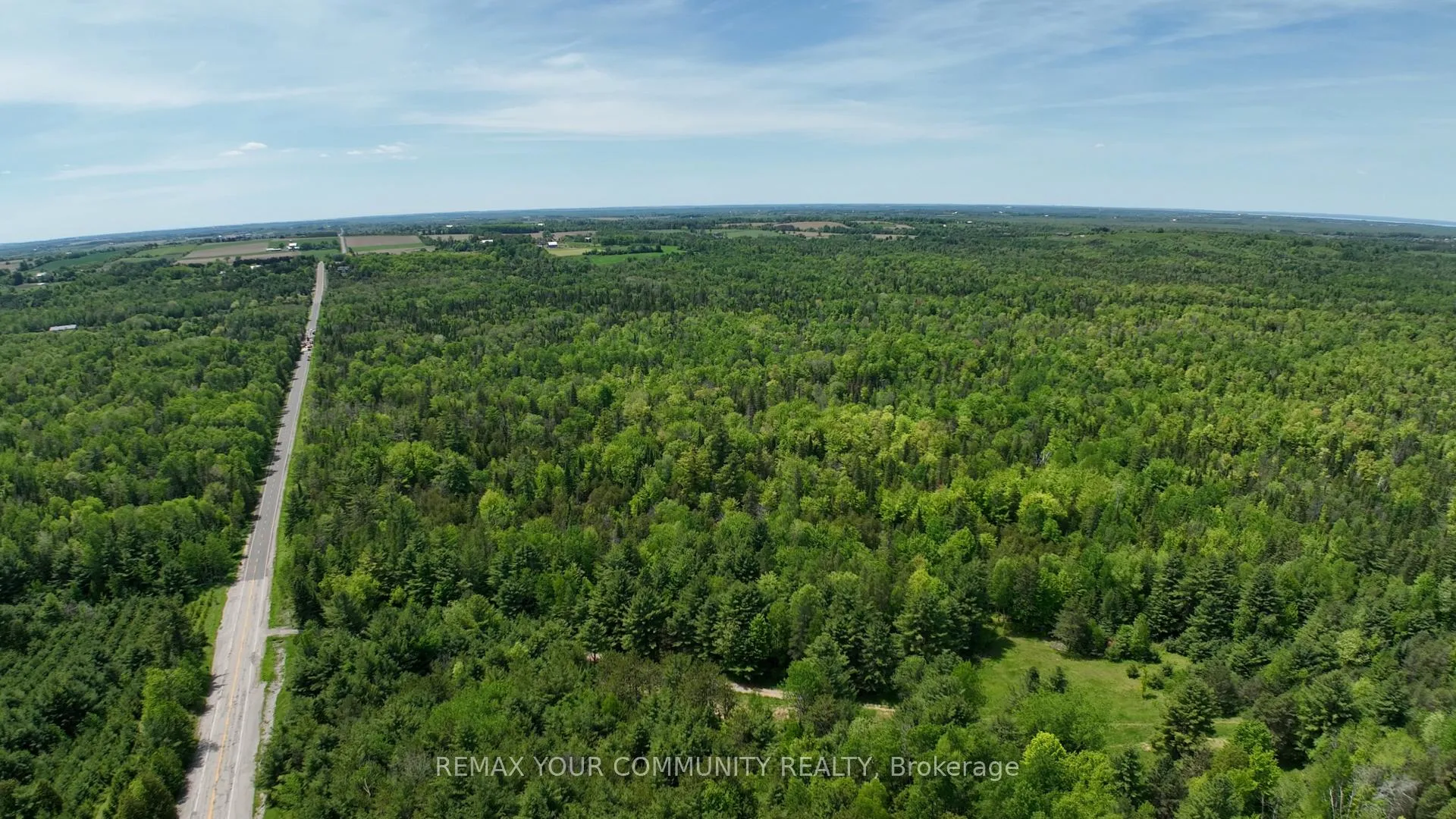 Photo 5 of 574 Zephyr Rd, Uxbridge, Rural Uxbridge — HOMEH