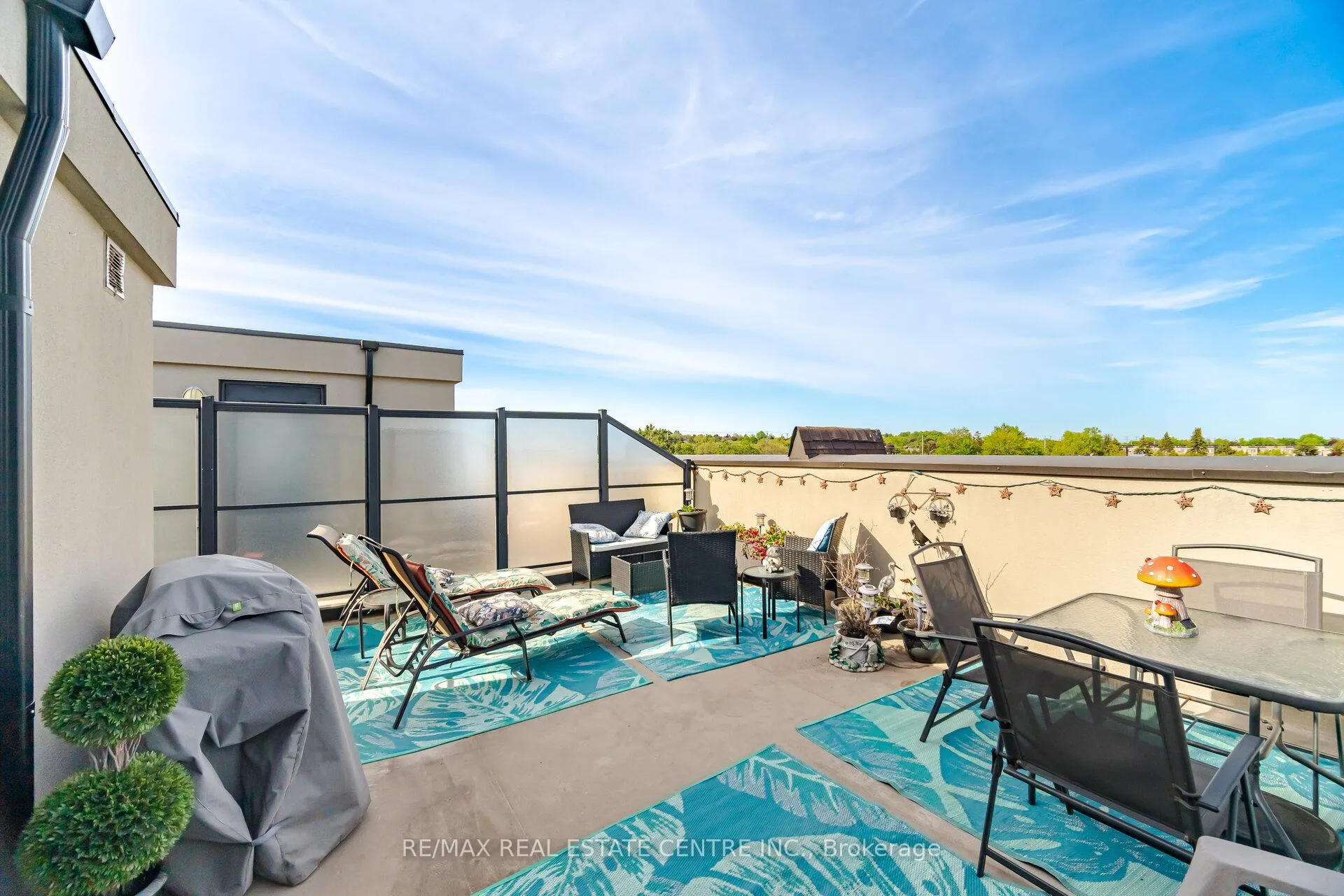 Photo 25 of Unit 211, 320 John Street, Markham, Aileen-Willowbrook — HOMEH