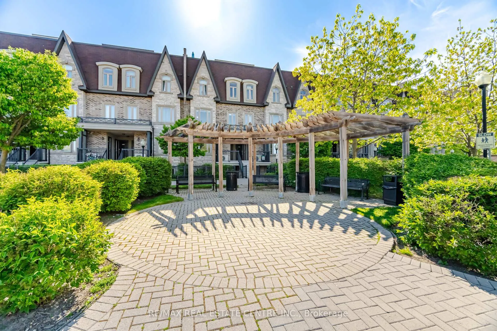 Photo 29 of Unit 211, 320 John Street, Markham, Aileen-Willowbrook — HOMEH