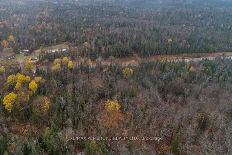 Photo 5 of 27681 Highway 60, South Algonquin — HOMEH