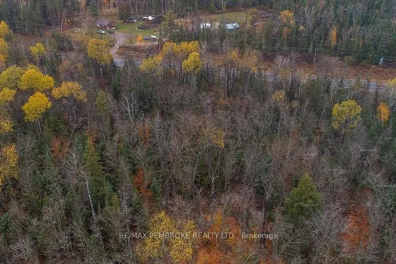 Photo 9 of 27681 Highway 60, South Algonquin — HOMEH